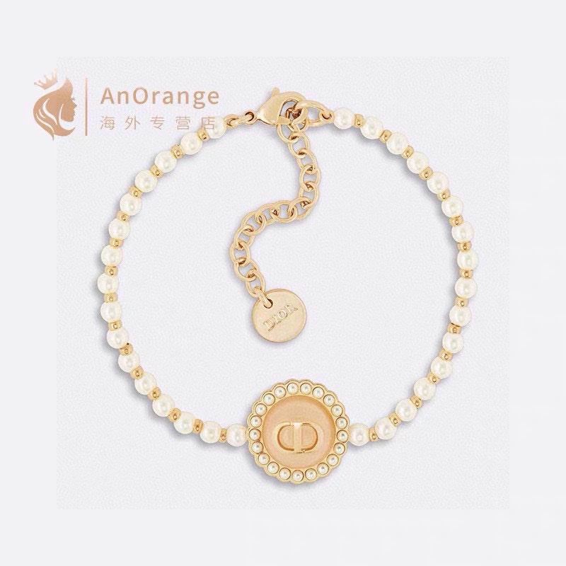 chr1st1an D10r necklaces